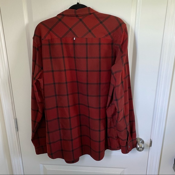 Oakley Long Sleeve Button Up Shirt - Picture 3 of 3